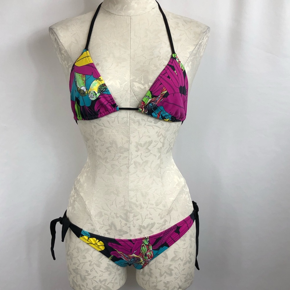 Dunnas by Francesca Magnani BrazilianString Bikini